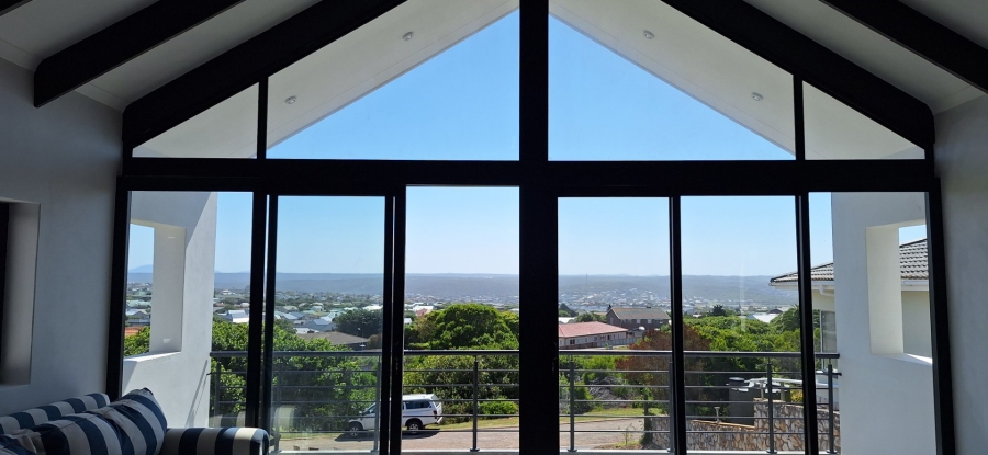 4 Bedroom Property for Sale in Stilbaai Wes Western Cape